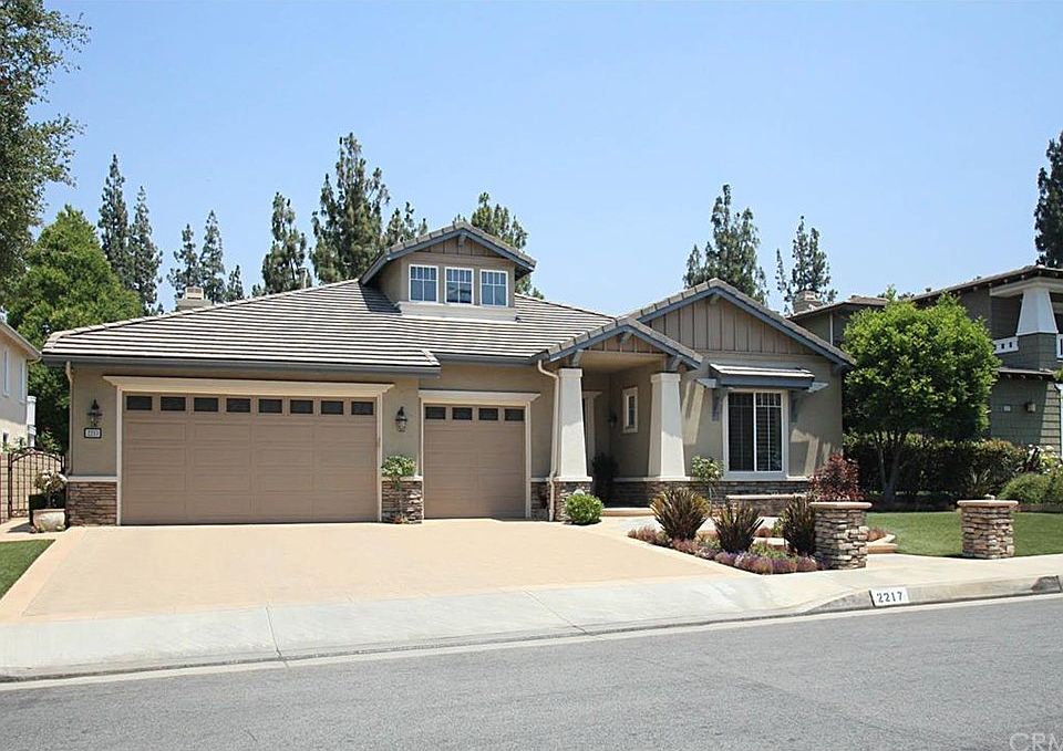 1st image of 2217 Saratoga Ln