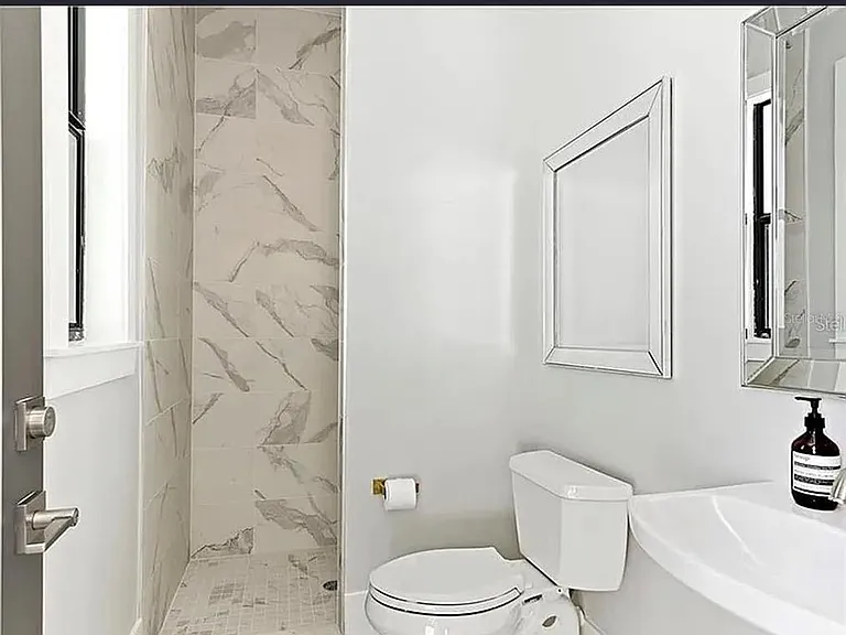 2234 Howard Dr — Photo 4