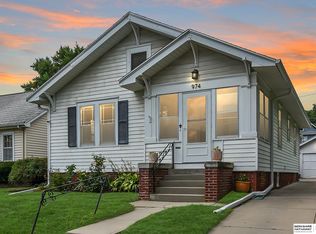 974 S 50th St, Omaha, NE 68106
