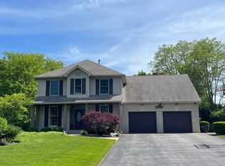 165 Brookhill Rd, Libertyville, IL 60048