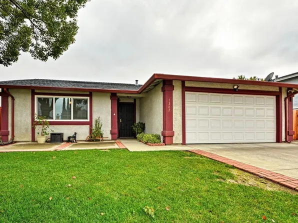 1282 Shaefer St, Manteca, CA 95336