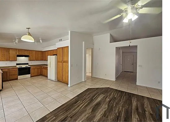 1413 W Villa Rita Dr — Photo 32