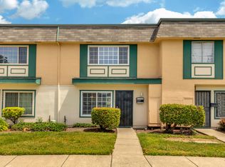 27495 Ponderosa Ct, Hayward, CA 94545