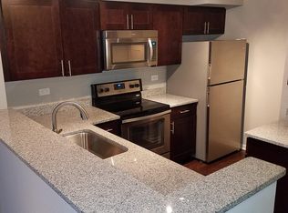 1808 Michigan Ave APT 104, Naperville, IL 60563