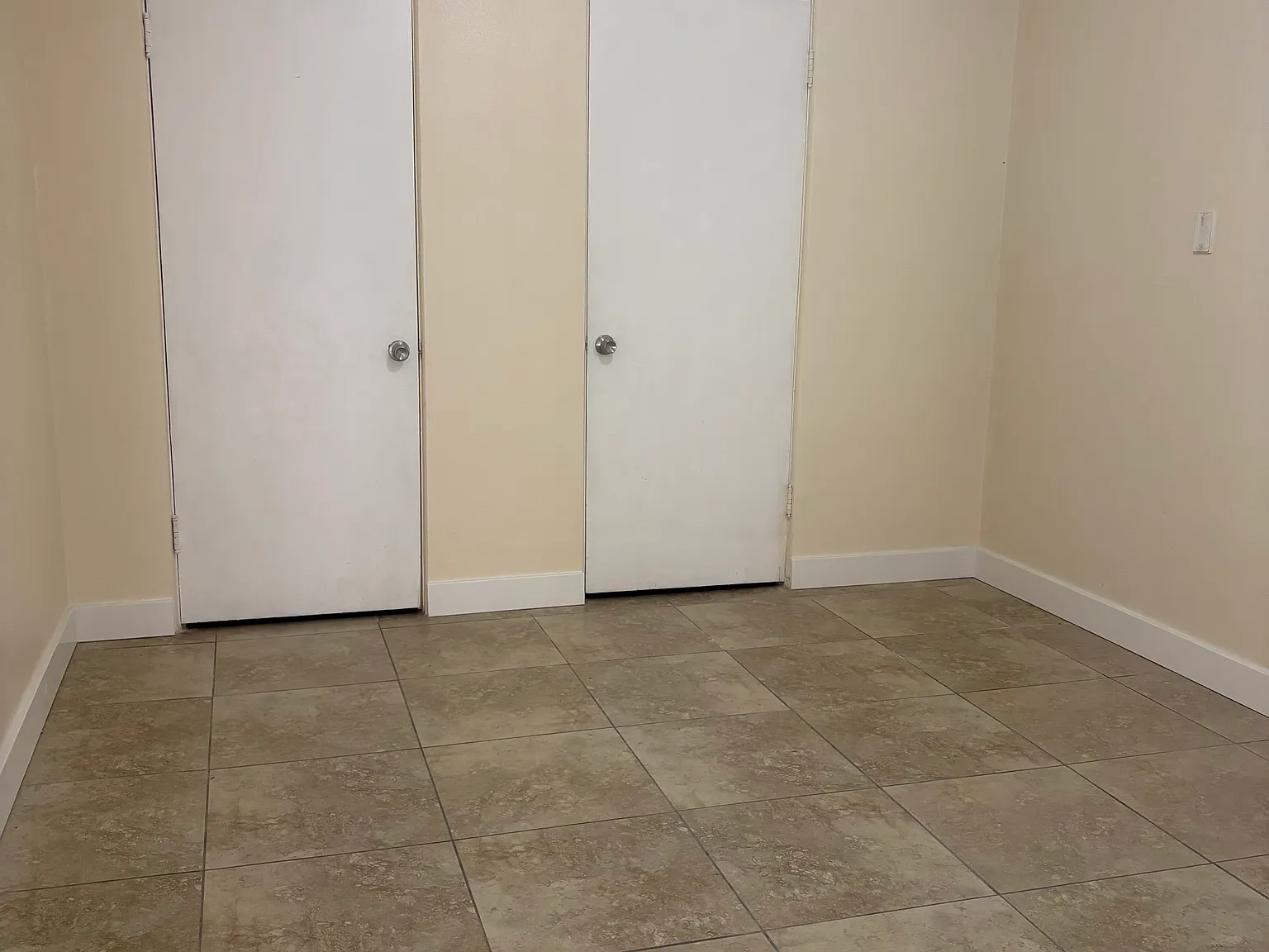 1 bed, 500 sqft, $1,100 — Photo 2