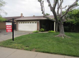 9813 Crimsonwood Way, Sacramento, CA
