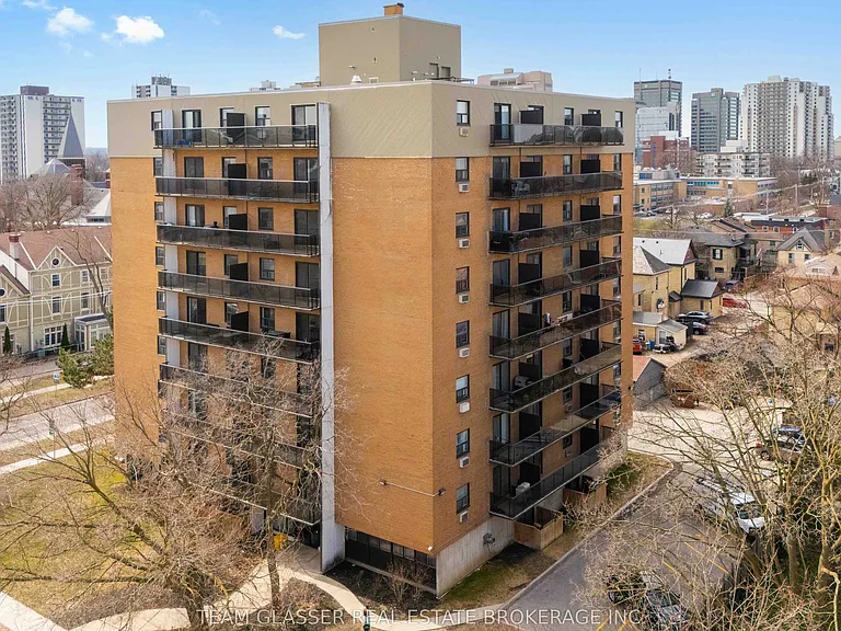 498 Queens Ave #802 — Photo 31
