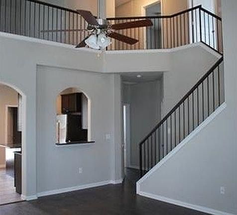3rd image of 1613 Corn Hill Ln