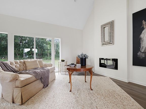 2nd image of 7709 Cottage Cove Way