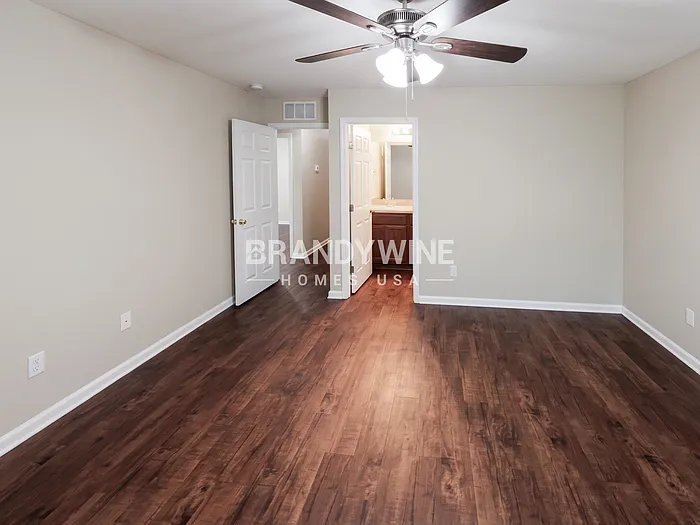 7600 Free Ave — Photo 9