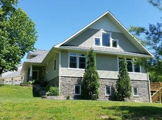 16273 Pellikan Ln, Grafton, IL 62037