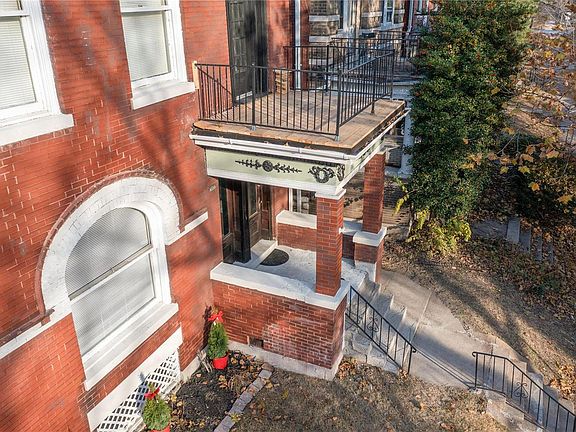 3rd image of 3525 Halliday Ave