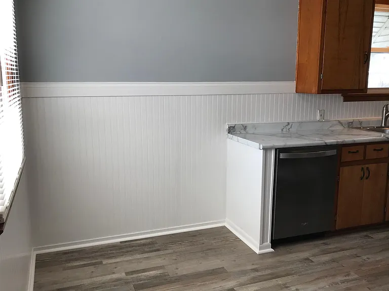 2333 Dunham St — Photo 4