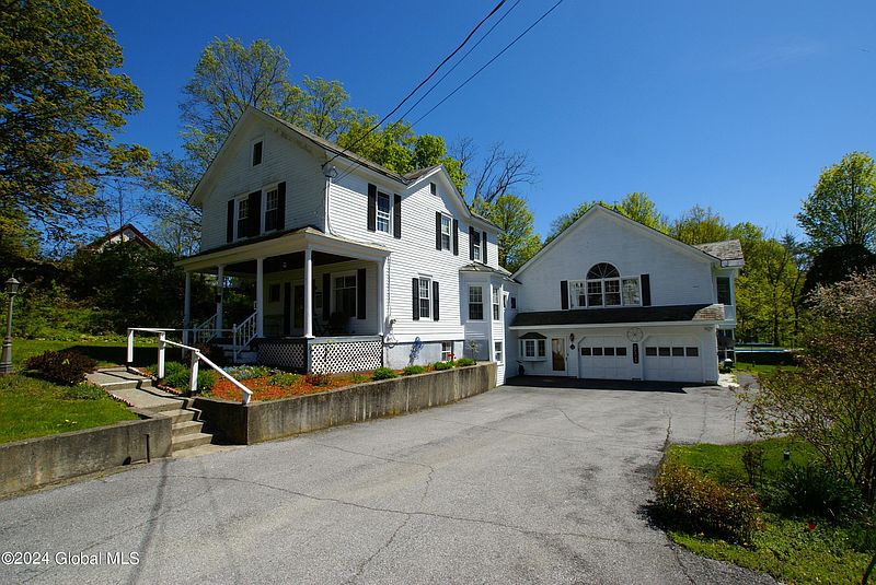 2nd image of 4 Rogers Avenue
