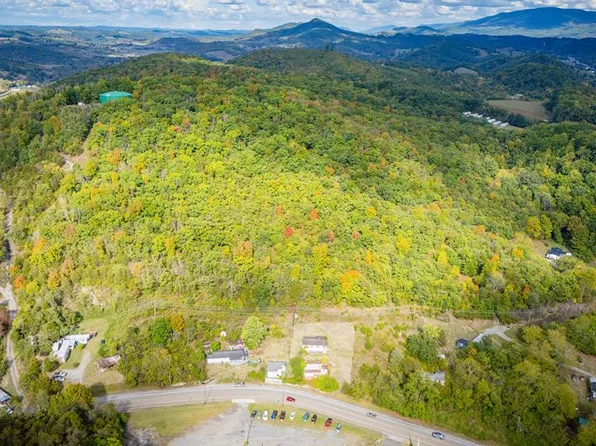 Cleveland Rd, Lebanon, VA 24266