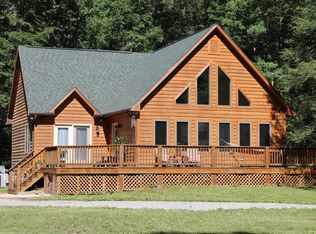 6551 Foxfire Rd, Catawba, VA 24070