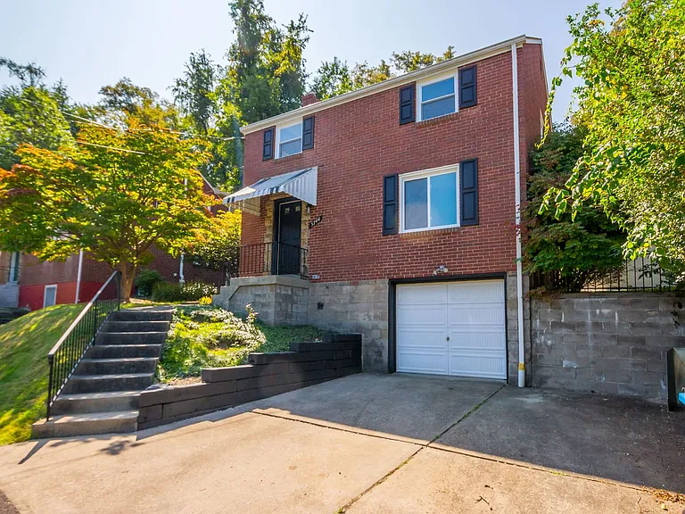 5744 Poketa Rd — Photo 2