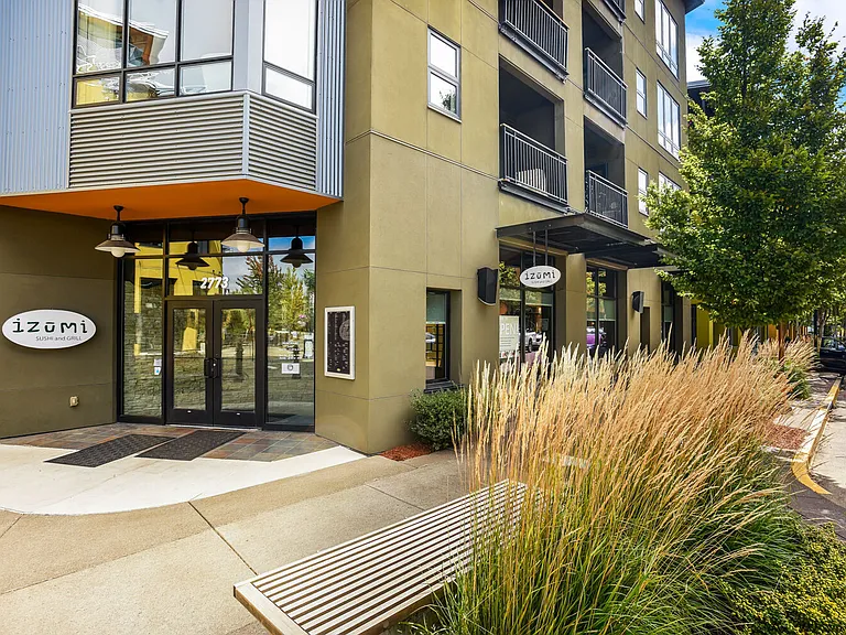 The Byron at Crescent Village — Photo 23