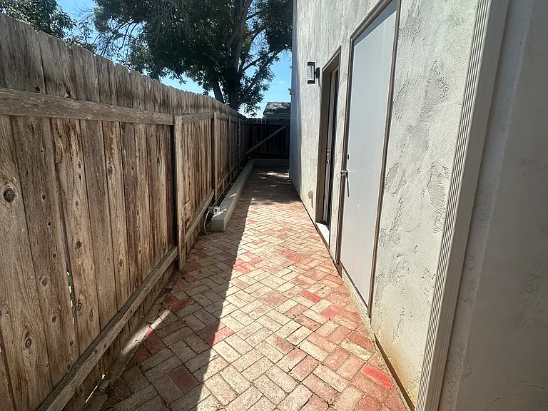 4454 Piute Pl #B — Photo 19