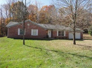 2040 Timberview Dr, Spencer, IN 47460