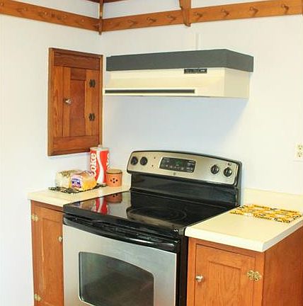 3rd image of 327 W Park Ave