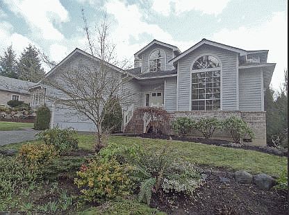 3rd image of 25213 W Lake Wilderness Dr SE #C