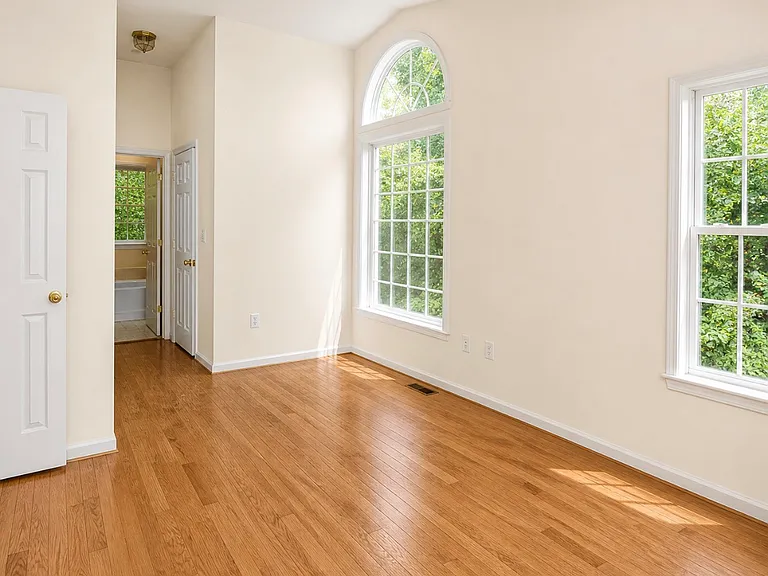6266 Taliaferro Way — Photo 7