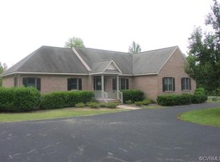 15588 Mount Air Ct, Montpelier, VA 23192