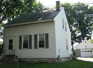 105 Bingham St, Albany, NY 12202