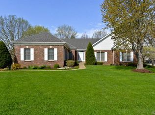 2 Kylemore Close, Weldon Spring, MO 63304