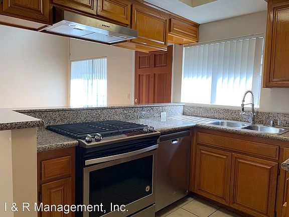 2nd image of 5242 Cartwright Ave APT 5