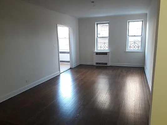 Rented by Chartwell Forest Hills Realty | media 15