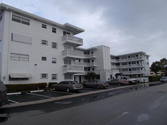 2nd image of 11685 Canal Dr APT 109