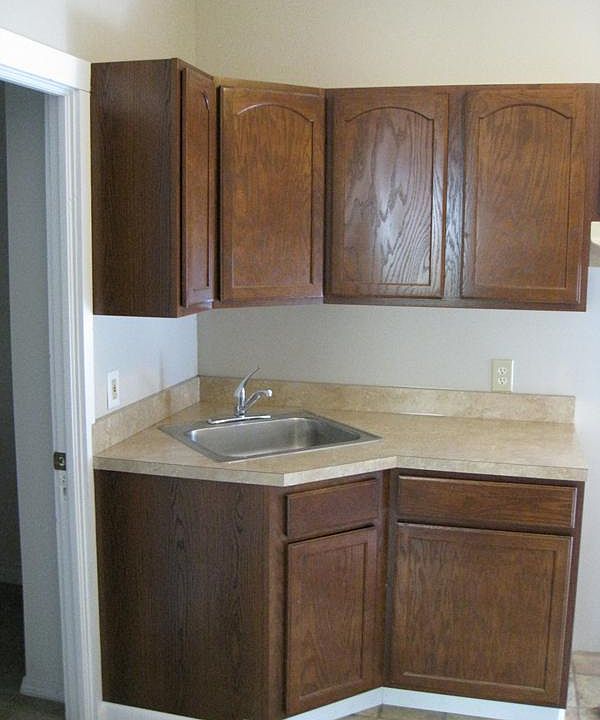 1st image of 409 Iowa Ave