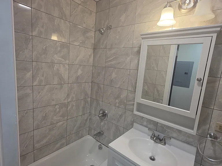 1815 George St #1 — Photo 10