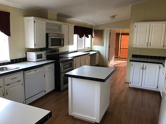 4th image of 3010 E County Road 141