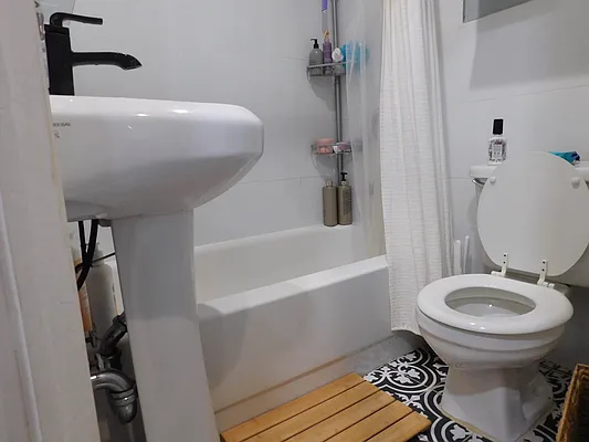 Rented by Oxford Property Group | media 7