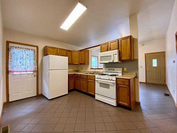 2nd image of 420 N Carroll Ave