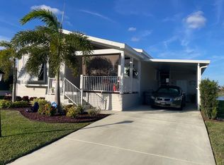 6817 41st Ave N, Riviera Beach, FL 33404