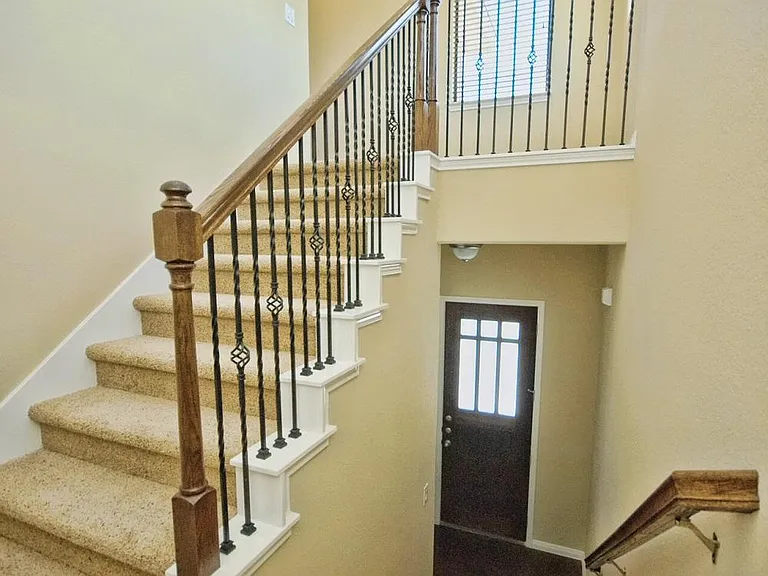 8505 Furness Dr — Photo 12