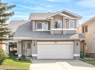 131 SW Edgebrook Close NW, Calgary, AB T3A 4W7