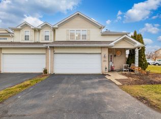 3842 Pathfinder Ln, Joliet, IL 60435