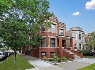 2500 N Richmond St #2F, Chicago, IL 60647