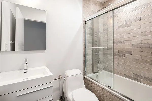 Rented by Nest Seekers International | media 17