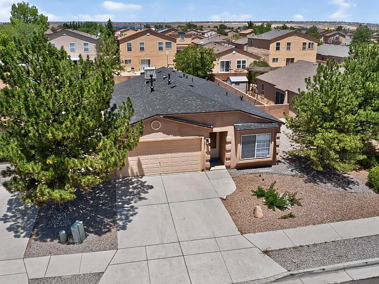 Sirocco Pl NW — Photo 2