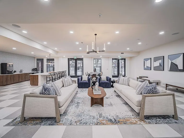 Cortland West Plano — Photo 44