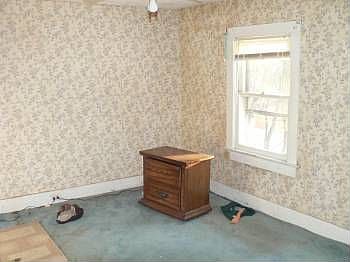 2nd image of 21 Kelsey Ave