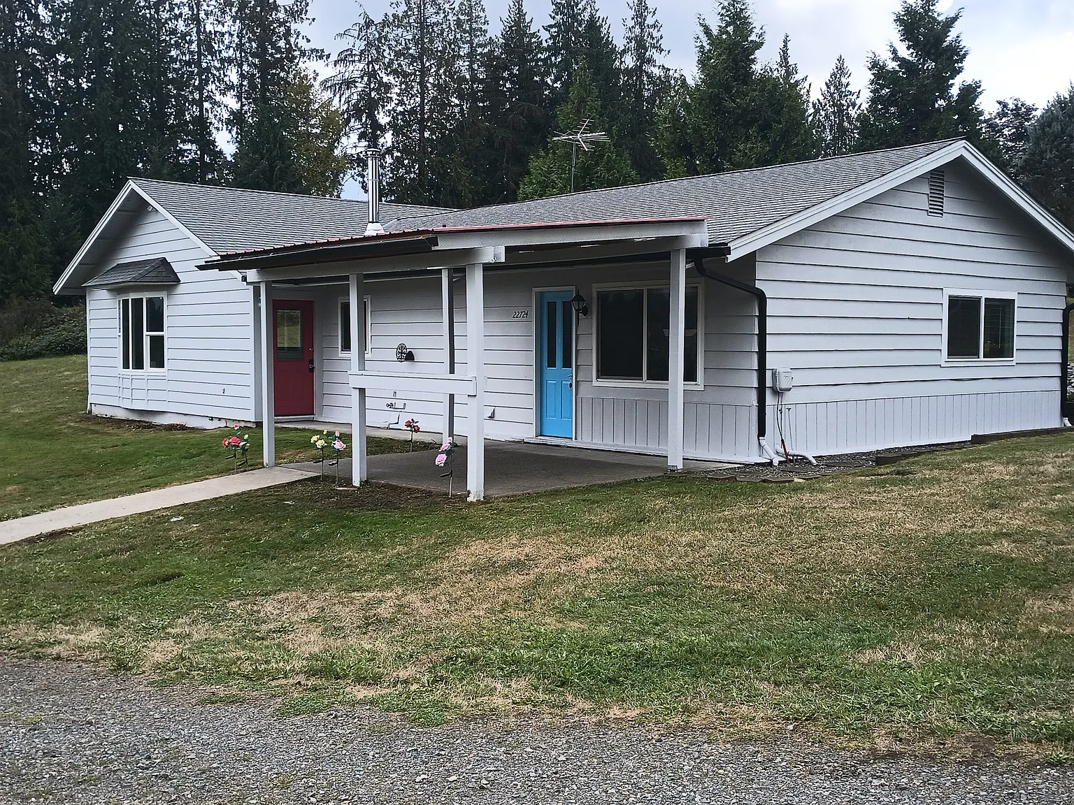 22724 Connells Prairie Rd E — Photo 2