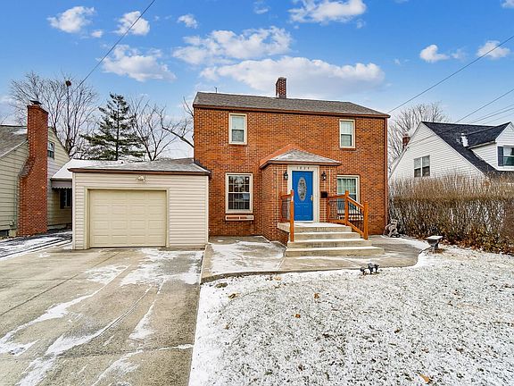 2nd image of 1824 Wendell Ave