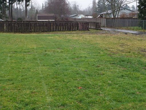 3rd image of 212 142nd St E